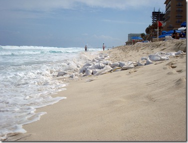 cancun_beach_2009_thumb